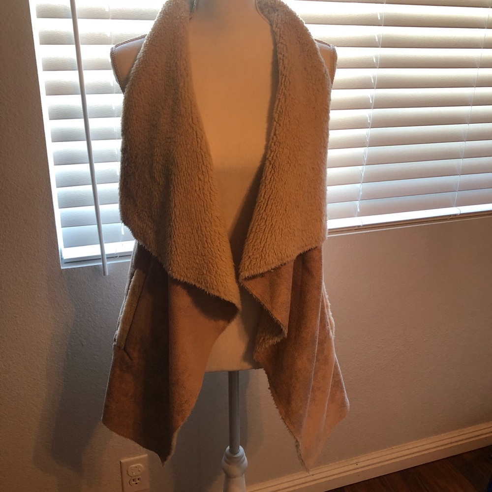 Tan faux fur vest